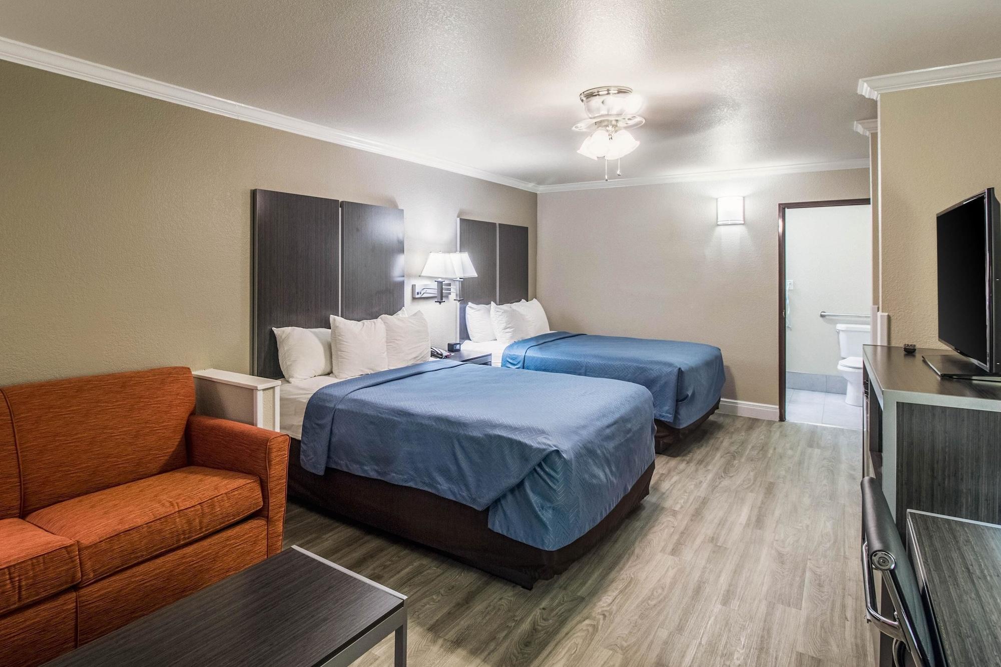 Econo Lodge Inn & Suites Corpus Christi Exterior photo