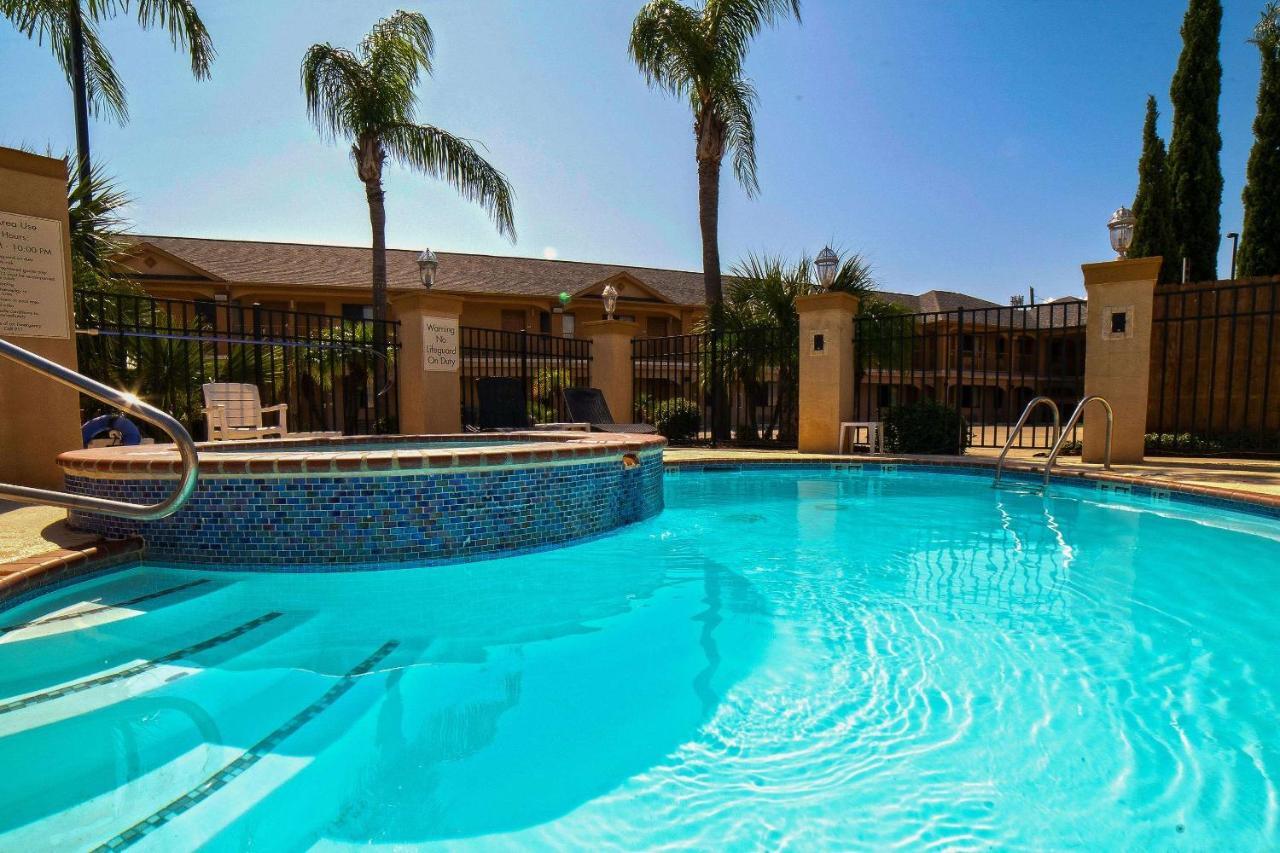 Econo Lodge Inn & Suites Corpus Christi Exterior photo